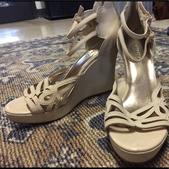 Wedges - Picture 2 of 3